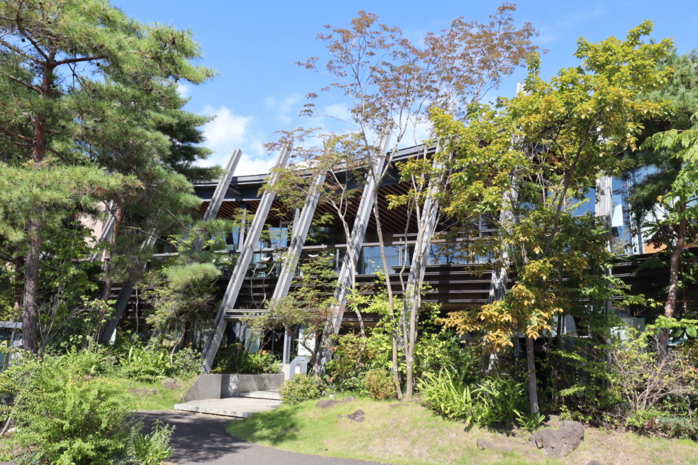 イグーネ　朝日新聞「建モノがたり」に掲載されました